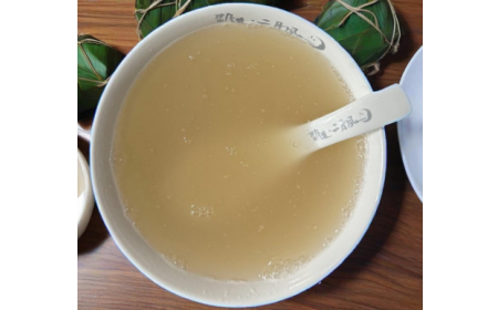 艾葉清，葛根潤：古法野生葛根粉的現(xiàn)代端午儀式感